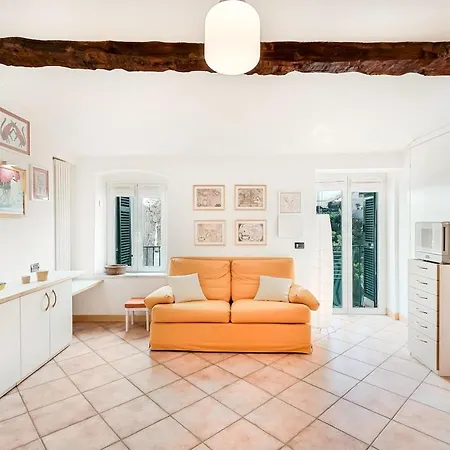 Lacasadiugo In The Heart Of Ac *