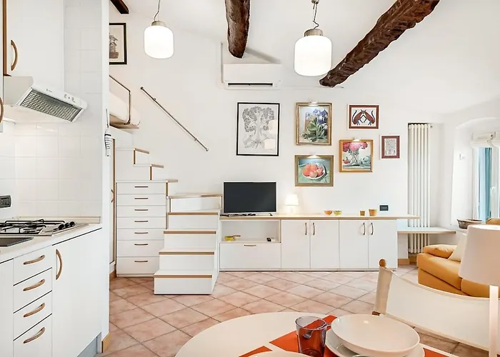 Lacasadiugo In The Heart Of Ac Lejlighed Lerici