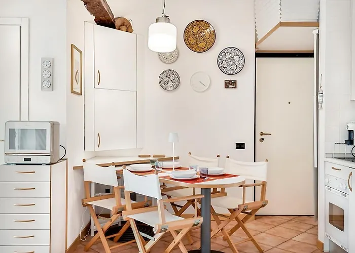 Lacasadiugo In The Heart Of Ac * Lerici